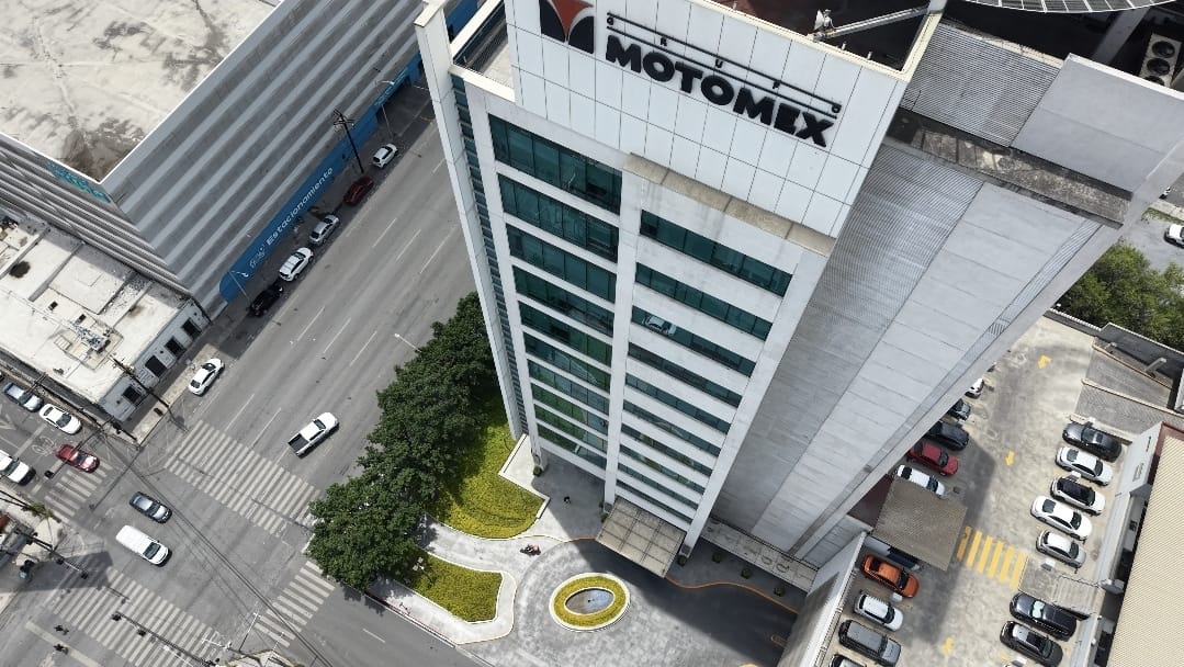Vista aérea del edificio de oficinas en Av. Pino Suárez